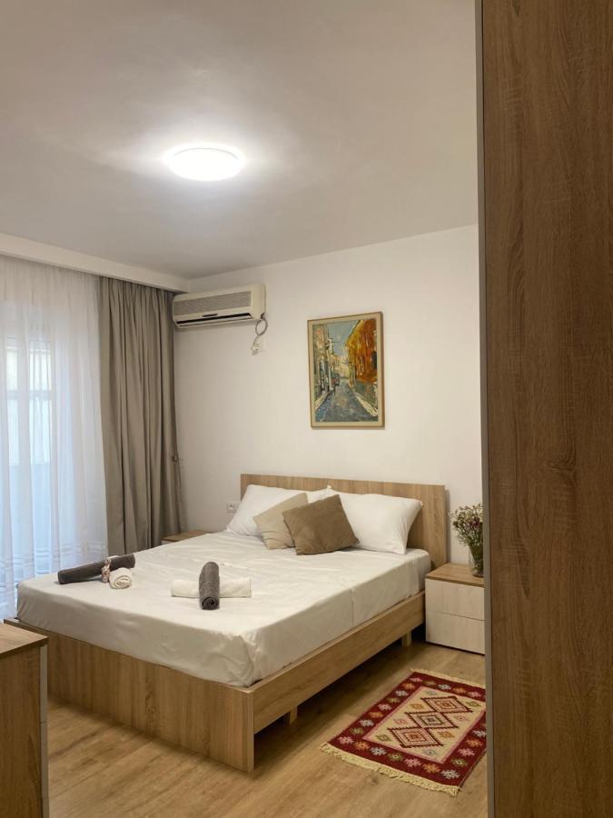 Central Welcoming Apartment In Tirana Exterior foto